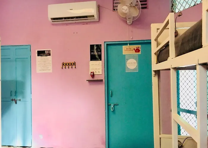 Gypsy Child Lake Hostel Udaipur